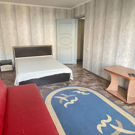 1-Комнатная Квартира В Центре! Πετροπάβλοφσκ Εξωτερικό φωτογραφία